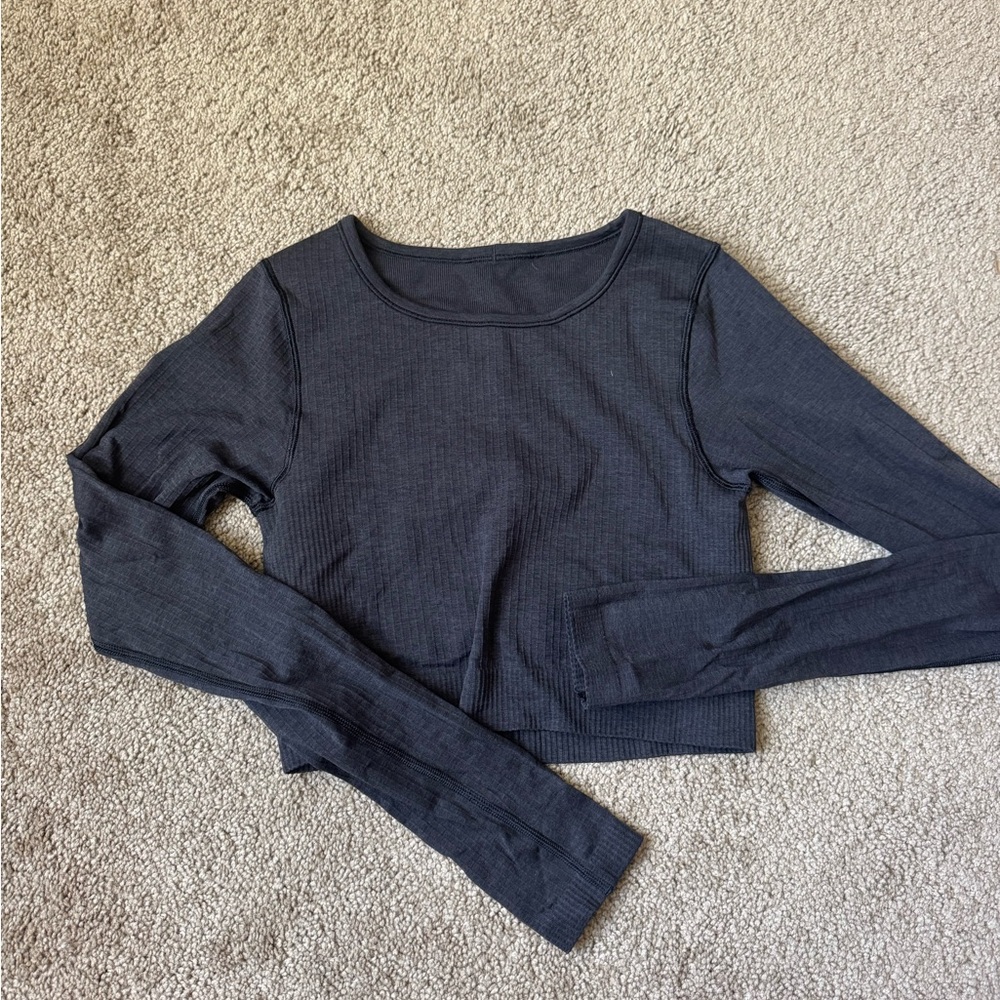 lululemon athletica Black Long-Sleeve Ribbed Crop Top